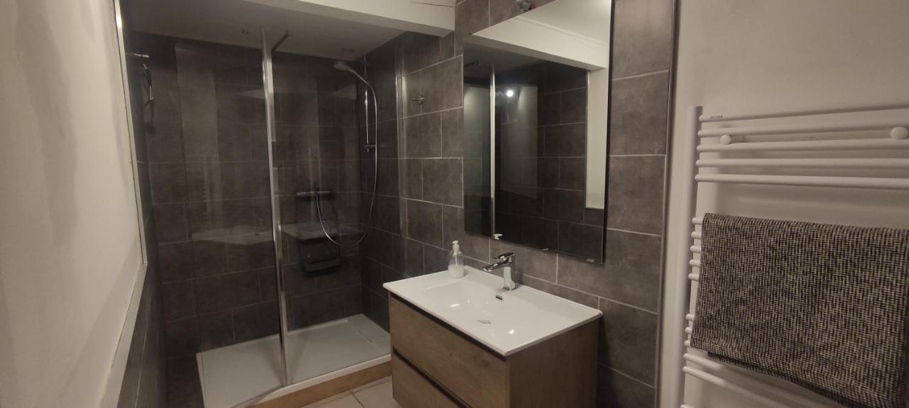 Rives De Bourges Daire Burzet Dış mekan fotoğraf
